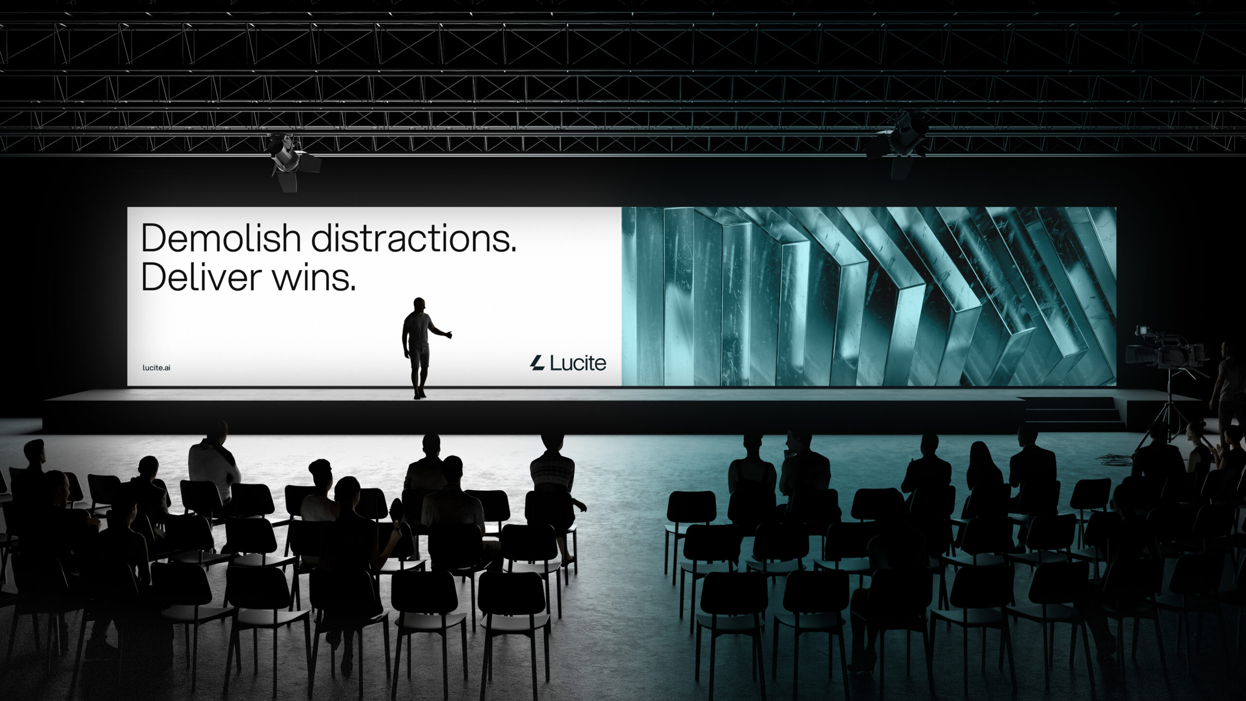 20-Lucite-CaseStudy-JumboScreen